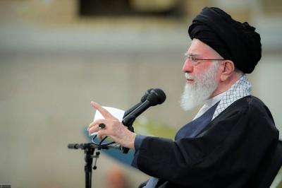بزشكيان: نلتزم بفتوى خامنئي