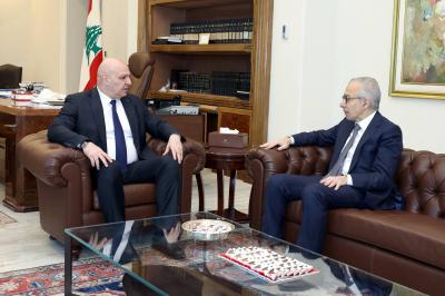 البساط يطمئن الرئيس عون: الأمن الغذائي مؤمَّن لعدة أشهر ولن نسمح بأي استغلال للظروف