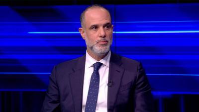 بالفيديو- فايز رسامني على متن دراجة نارية هرباً من زحمة السير