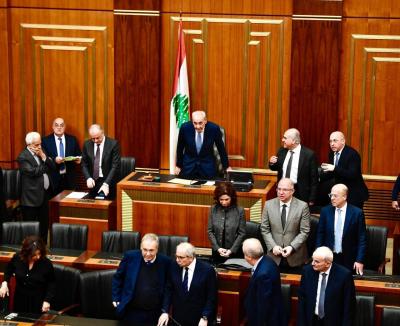 خاص - بيروت في مواجهة التحولات.. هذه أبعاد تمديد البرلمان وموقف الرئاسة من سلاح حزب الله