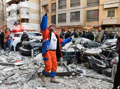 بالفيديو والصور- 4 قتلى بغارة إسرائيلية على منطقة عائشة بكار  في بيروت