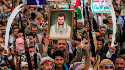 الحوثي: نُؤكّد وقوفنا إلى جانب إيران وجهوزيتنا لكلّ تطورات المعركة