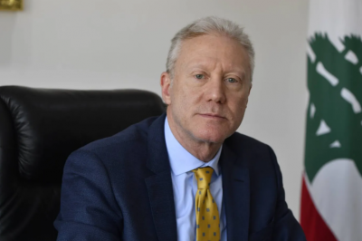 الخارجية اللبنانية تنوي استدعاء القائم بأعمال السفارة الإيرانية