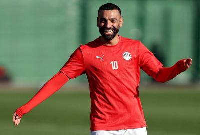 نريده أن يبقى.. جمهور ليفربول يوجه رسالة لمحمد صلاح