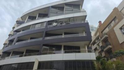 غارة على الحازمية.. وأدرعي: استهدفنا عنصرًا من فيلق القدس في بيروت