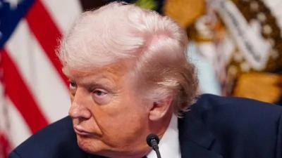 سألته عن إيران فغازلها.. ترامب يحرج مذيعة على الهواء