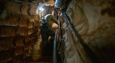 الجيش السوري يكتشف نفق تهريب بين سوريا ولبنان ويغلقه