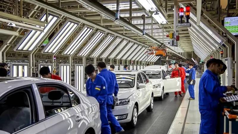 مجلس الشيوخ يدعو ترامب لحظر تصنيع واستيراد السيارات الصينية بأميركا