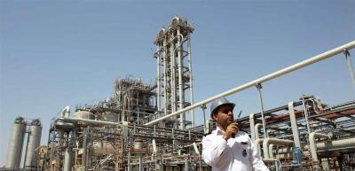 غارات تستهدف مجمّعا للبتروكيماويات في جنوب غرب إيران