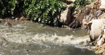 الليطاني: لإزالة مخيّم التلوّث في برّ الياس فورًا