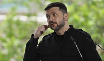 أوكرانيا تطلب من تركيا استضافة لقاء بين زيلينسكي وبوتين