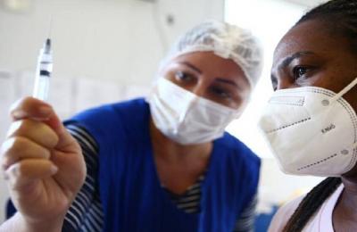 لقاح جديد للحمى الصفراء يحقق نتائج قوية وآمال مبشرة