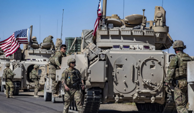 واشنطن تعزز قواتها وتدرس ضربات عسكرية أو عملية برية ضد إيران