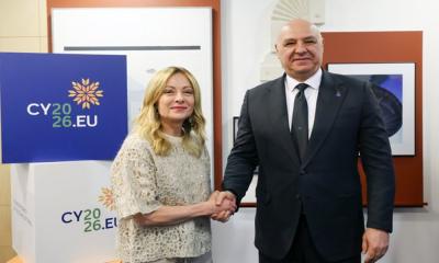 عون يلتقي ماكرون وميلوني في قبرص