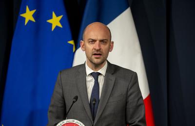 صراع النفوذ يتصاعد في أفريقيا… فرنسا ترد على روسيا