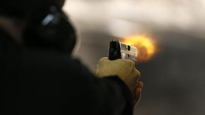 أطلق النّار عليه ثمّ أحرق جثّتَه!