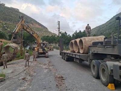 الجيش اللبناني: فتحنا طريق الخردلي - النبطية بالكامل وجسر برج رحال بشكل جزئي (صور)