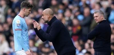 في نهاية الموسم.. مانشستر سيتي يعلن رحيل ستونز
