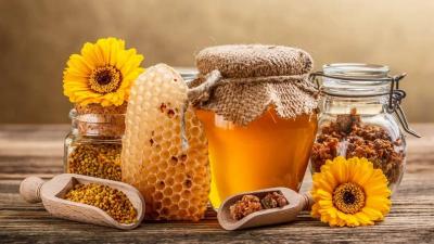 فوائد العسل الطبيعي قبل النوم