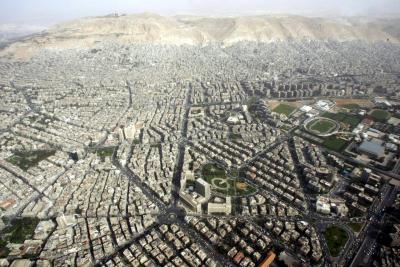 إنفجار عبوة في سيارة مدنية في المزة- دمشق