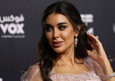 ياسمين صبري تفكر في ارتداء الحجاب.. يوما ما