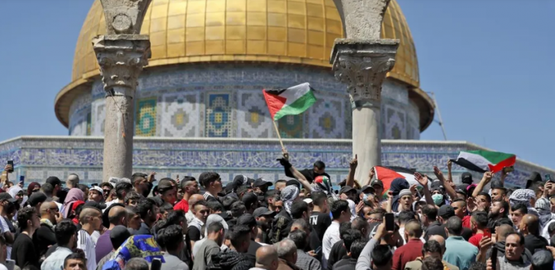 الشرطة الإسرائيلية تعزز قواتها في القدس استعدادا لصلاة الجمعة