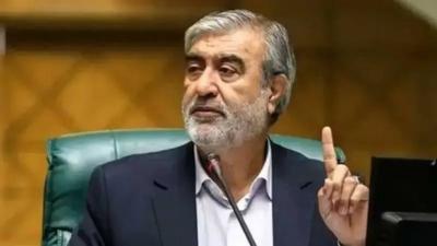 مسؤول إيراني: التخصيب والسيطرة على مضيق هرمز خطوط حمراء

