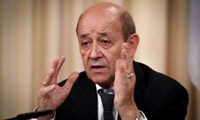 لودريان يلتقي جنبلاط.. وتأكيد على ضرورة الالتزام بوقف النار
