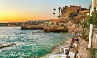 مطاعم مطلة على البحر