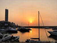 مشاهدة غروب الشمس