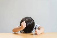 كيف أتعامل مع طفلي العصبي
كيف أتعامل مع طفلي العصبي