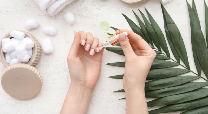 How to Care for Your Nails During Summer