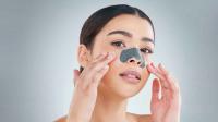 Ways to naturally get rid of blackheads.