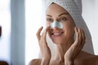 طرق التخلص من الرؤوس السوداء طبيعيًا طرق التخلص من الرؤوس السوداء طبيعيًا
