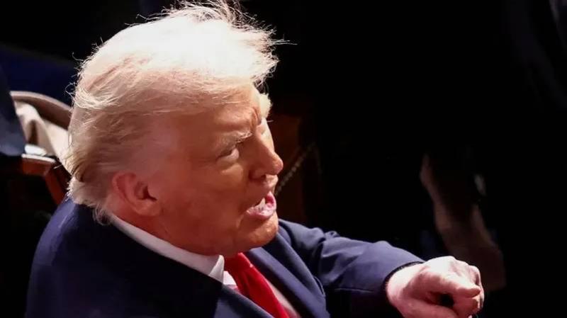 Trump Warns Iran of Military Action, Threatens Erasure