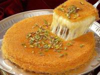 الكنافة الساخنة بالقطر الكنافة الساخنة بالقطر