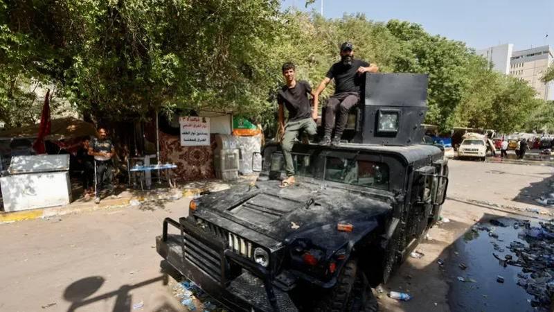 Iraqi Authorities Raid Green Zone, Arrest Politicians and Businessmen on Corruption Charges