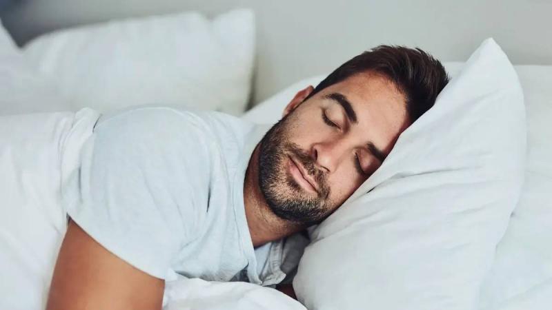 Does Vitamin B12 Deficiency Cause Excessive Sleep?