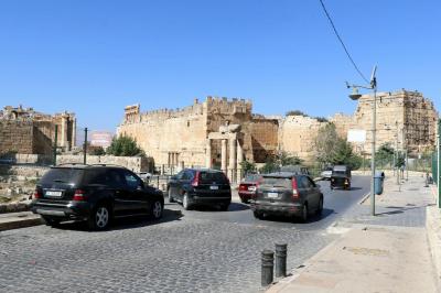 هل تحتاج سيارة للتنقل في بعلبك؟