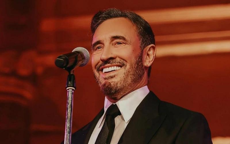 How Many Times Has Kadim Al Sahir Married?