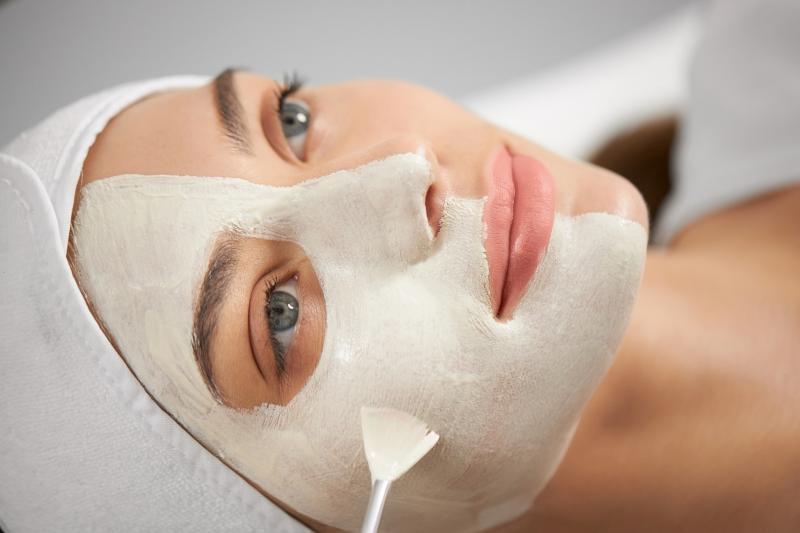 Top Skin Peeling Clinics in Beirut