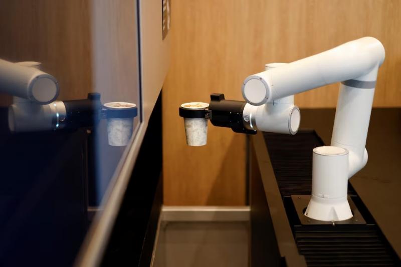 Rising Wages and Aging Population Propel South Korea's Shift to Robot-Run Stores