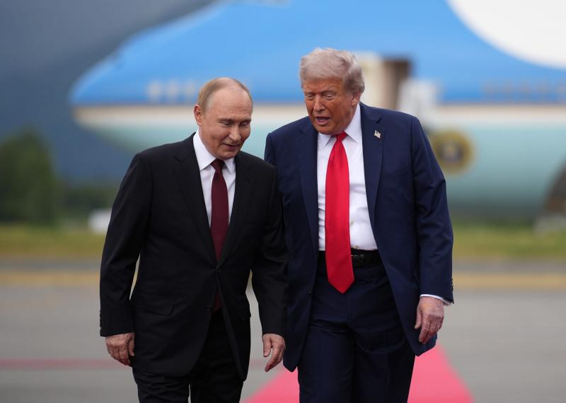 Putin Congratulates Trump on U.S. Independence Anniversary