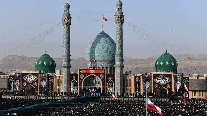 Massive Crowds Gather in Qom for Ayatollah Khamenei's Funeral Procession