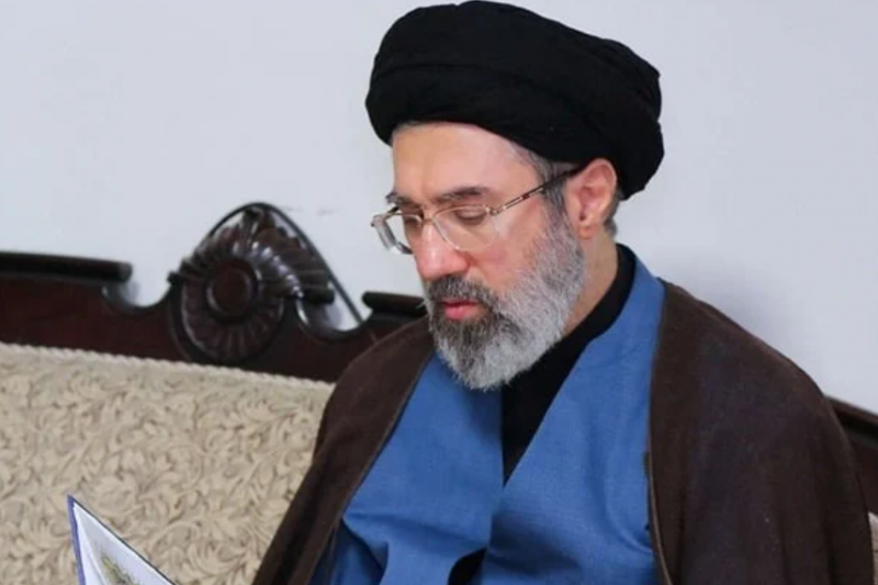 Security Threats May Prevent Mojtaba Khamenei from Attending Father's Funeral