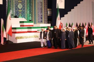 وفود من السعودية وقطر وسلطنة عُمان تشارك في جنازة خامنئي