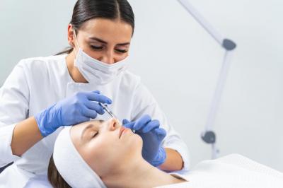 سعر عمليات تجميل الوجه في بيروت