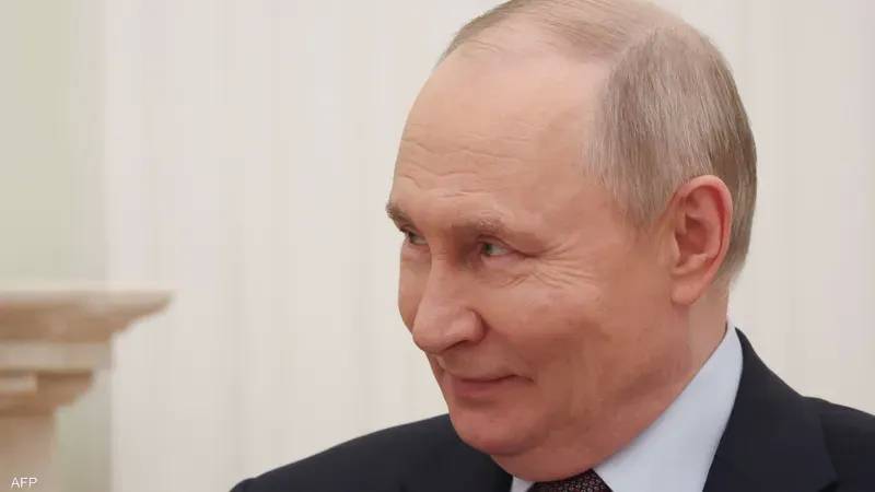 Putin's Personal Side Unveiled: Kremlin Spokesman Discusses President's Hockey Habit