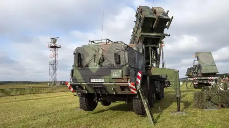Trump Hesitant on Granting Kyiv Patriot Missiles Production License: Pursues Peace Over Missiles