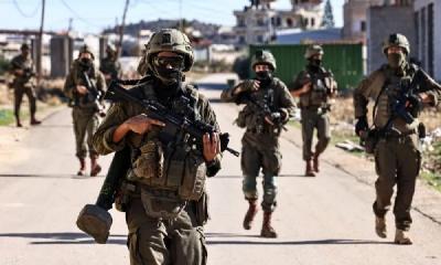 الجيش الإسرائيلي يعتقل العشرات في مدن الضفة